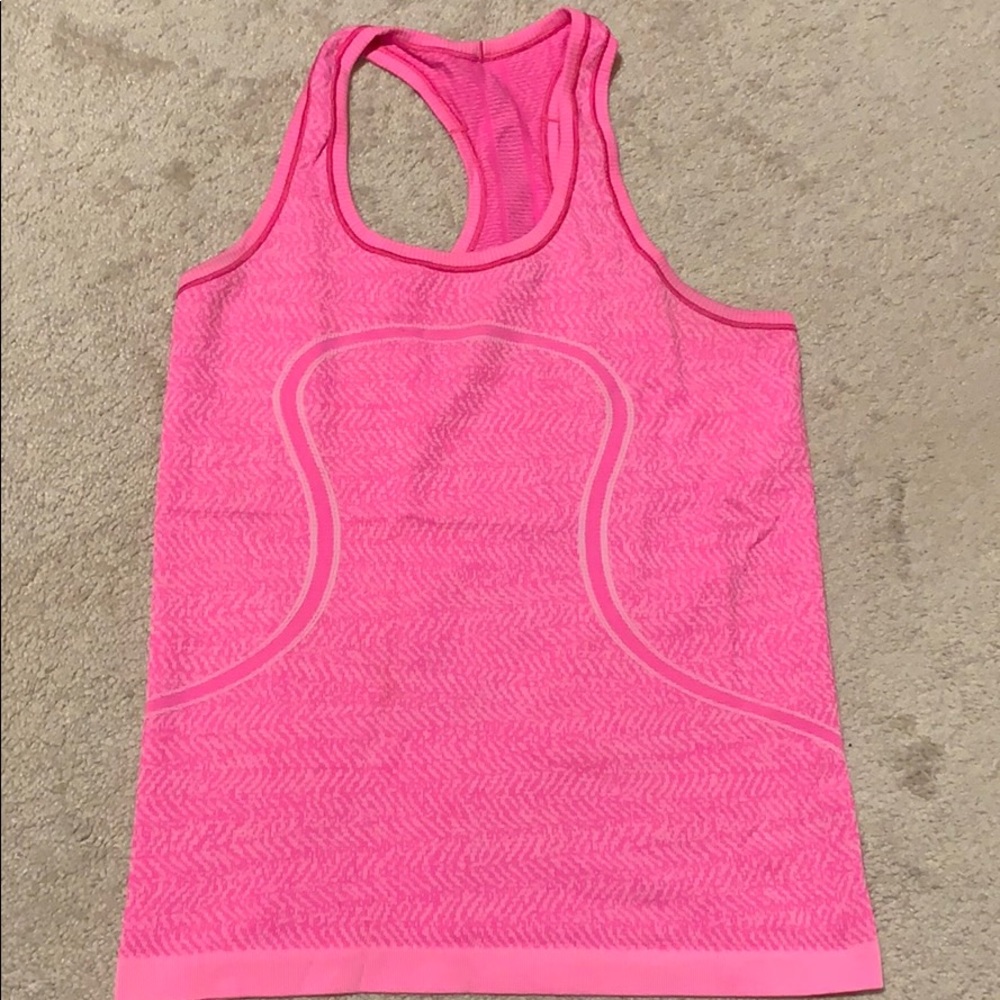 Lululemon tank